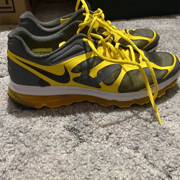 2012 Nike AirMax - Picture 4 of 5